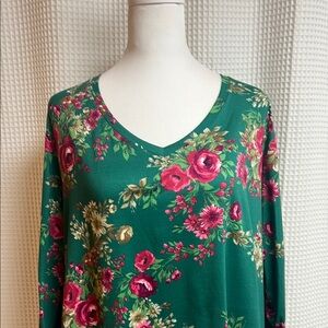 The Pioneer Woman Green Floral Blouse- 3/4 sleeve V Neck top